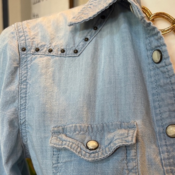 Light Blue Western / equestrian Denim embellished Button-Up Shirt 🤩 - Picture 3 of 10